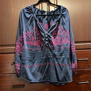 Free people bohemian tunic Large blue and magenta embroidery